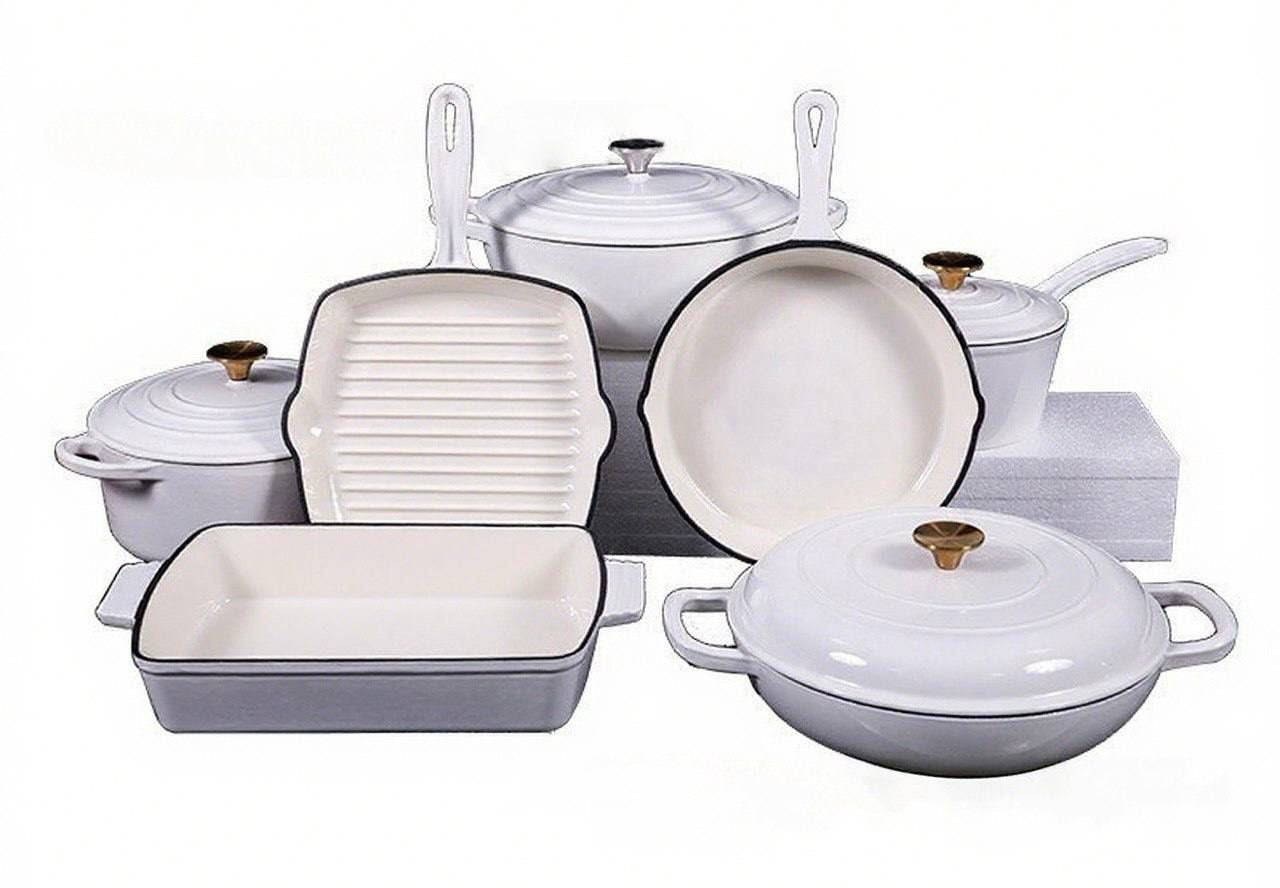11 pieces Iron cast pots